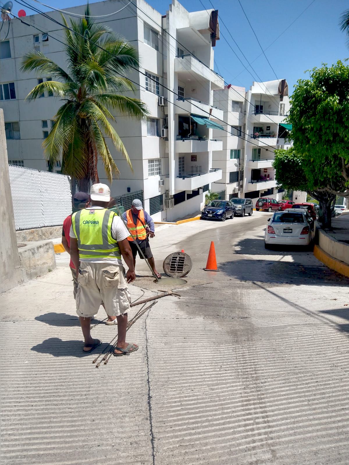 Continúan Brigadas De Capama Atendiendo Reportes De Fugas Y Drenaje