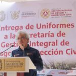 Evelyn Salgado fortalece la Protección Civil con uniformes para brigadistas y bomberos de Guerrero