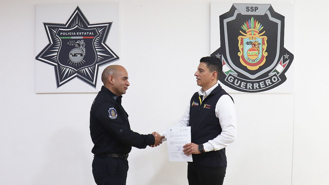 Toma protesta Secretario de SSP Guerrero a nuevo Director General de la Policía Estatal de Guerrero