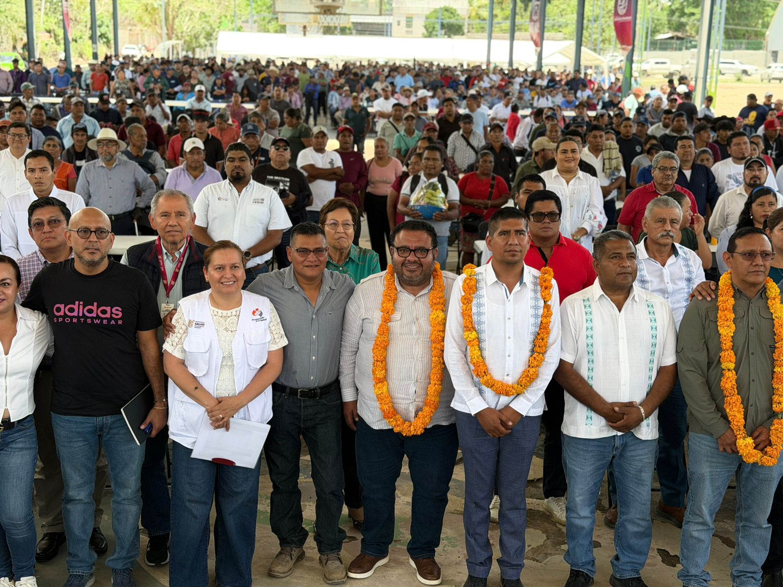 Alcaldes reconocen respaldo y cercanía de la gobernadora Evelyn Salgado durante reunión regional en Mochitlán