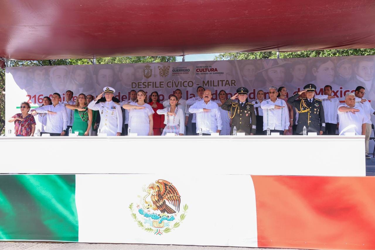 Preside Evelyn Salgado desfile cívico-militar por el 216 aniversario de la Independencia de México